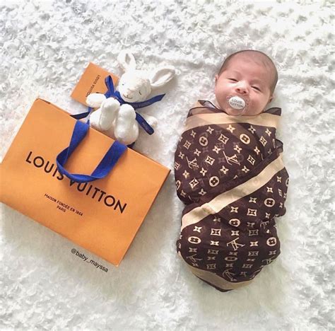 louis vuitton bambina vestiti neonati|Louis Vuitton baby sets.